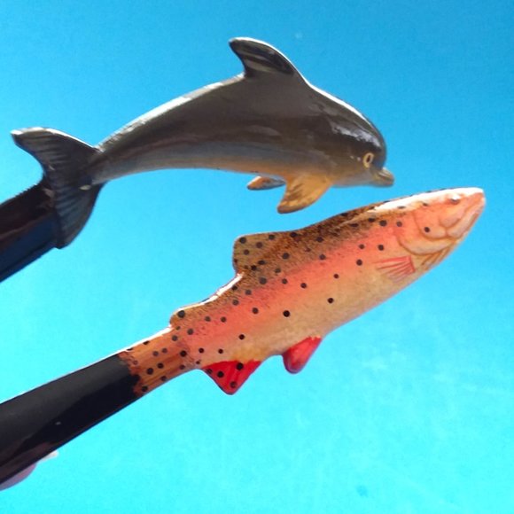2 VTG Letter Opener Hand Carved Hand Painted Wood Dophin Trout Fish 3D Mail Set - Picture 2 of 6